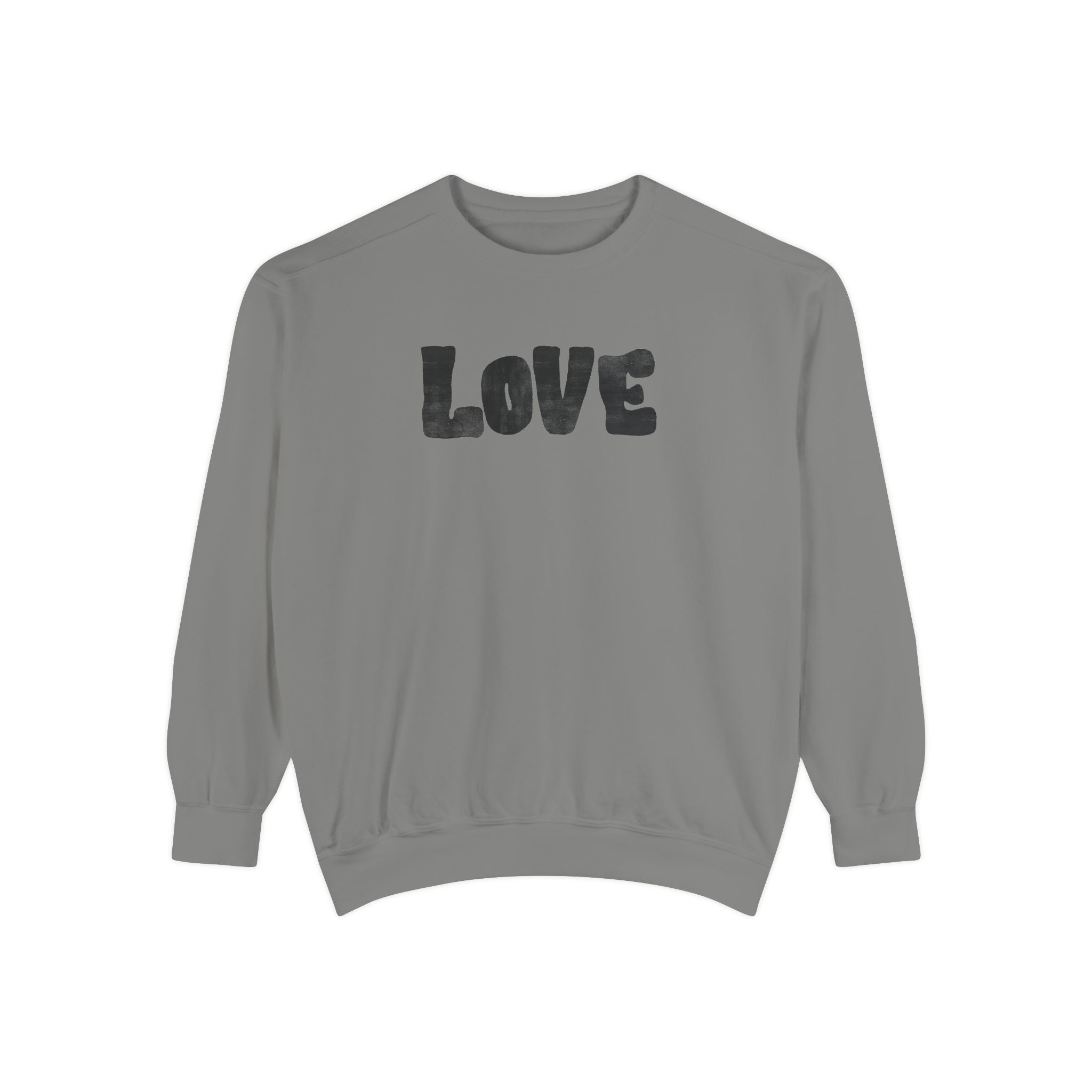 Love Graphic Sweatshirt — Sweatshirt with love and a Heart on the Back